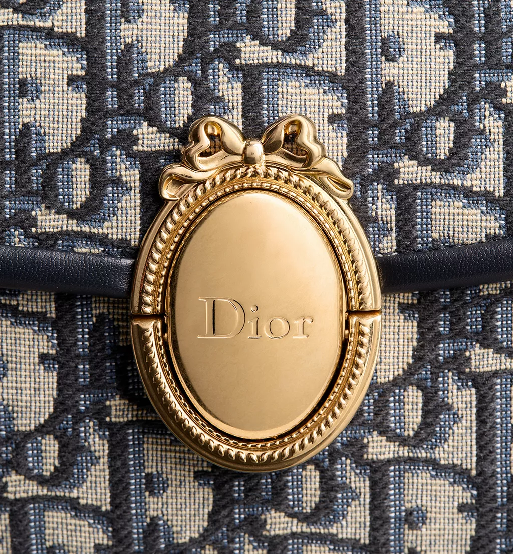 中碼 Dior Médaillon 翻蓋手袋 7